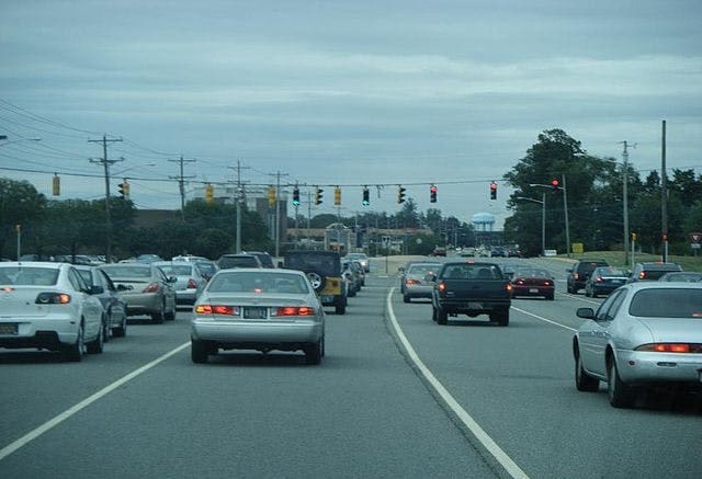 Concord Pike near Concord Mall (Dough4872 photo from Wikimedia Commons)