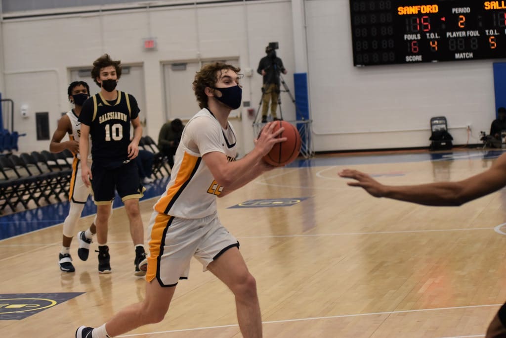 Featured image for “Sanford handles Sallies 60-30 at the 76ers Fieldhouse”