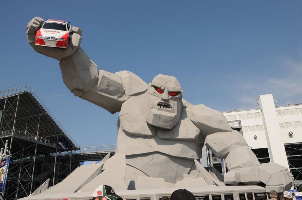 Featured image for “Fans celebrate return of NASCAR to Dover Speedway”