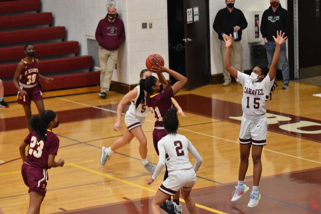 Featured image for “Buzzer shot fails, allowing St. Elizabeth girls to beat Caravel”