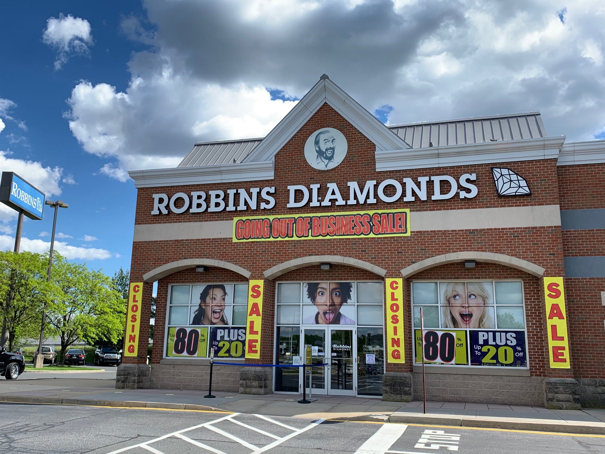 Featured image for “As Robbins Diamonds closes, so does colorful chapter in area retail history”
