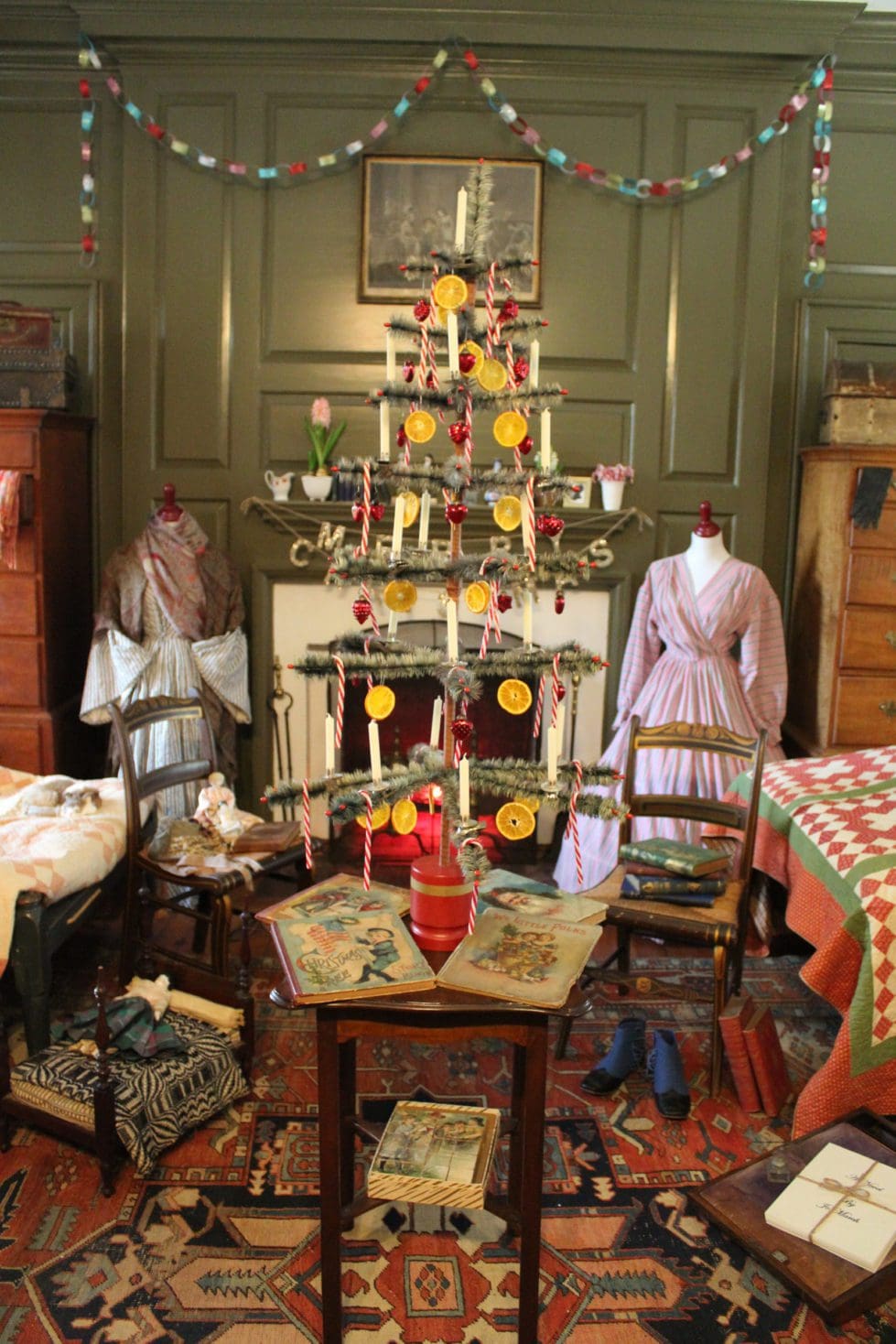 a room filled with furniture and decor