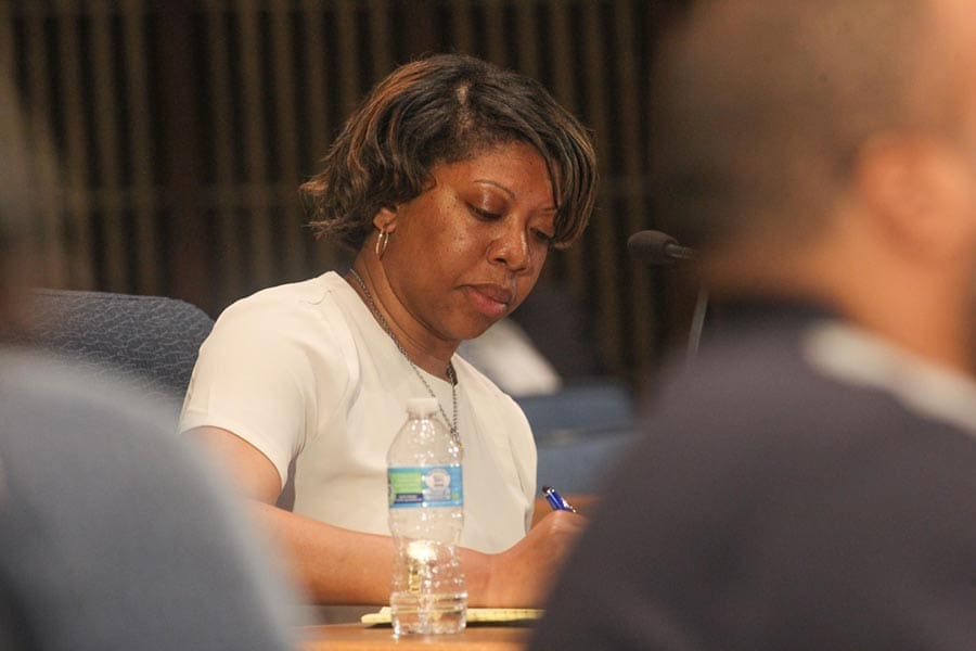Featured image for “Wilmington Councilwoman Rysheema Dixon resigns during meeting”