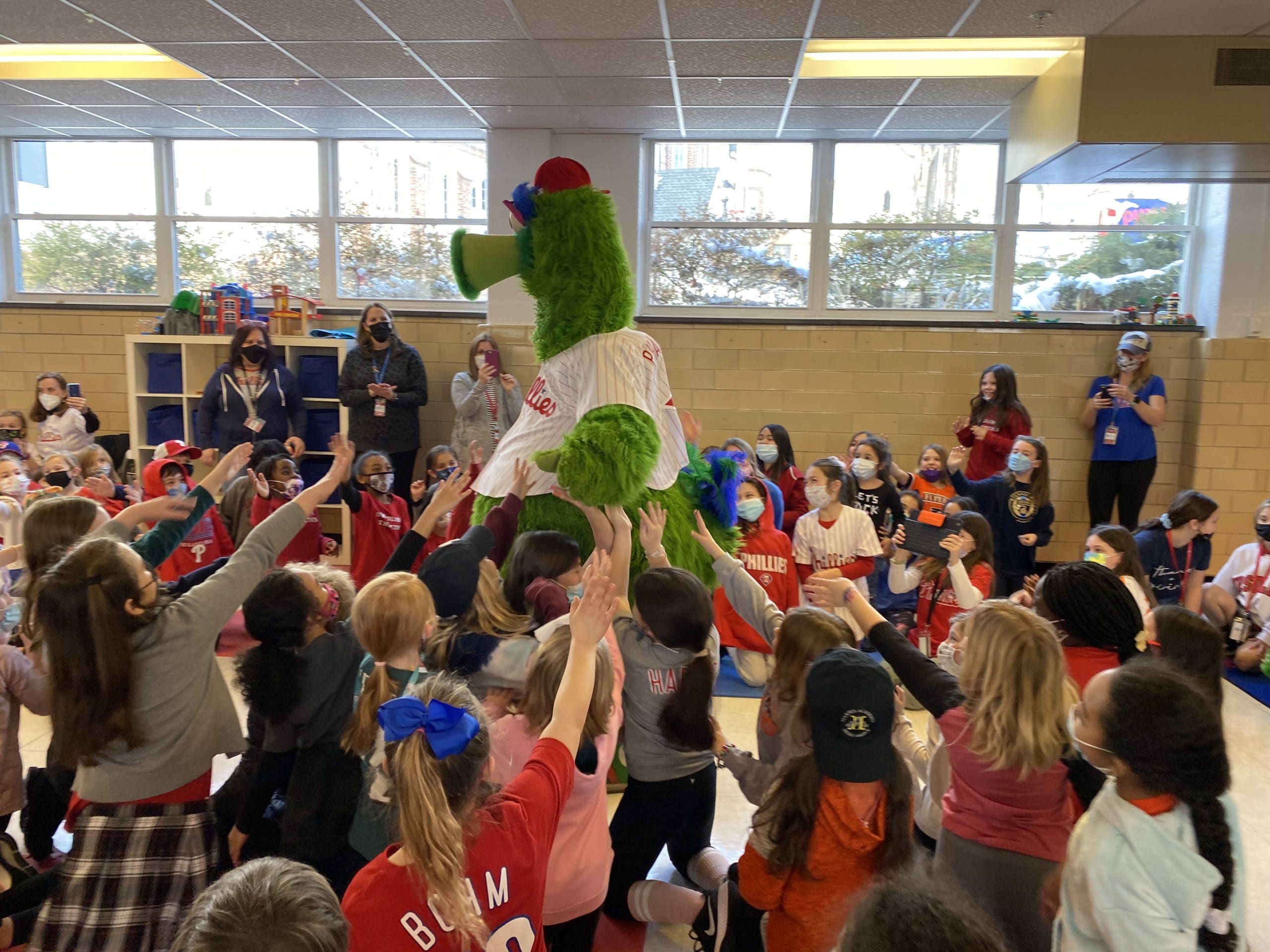 Featured image for “Phillie Phanatic celebrates reading with Ursuline students”
