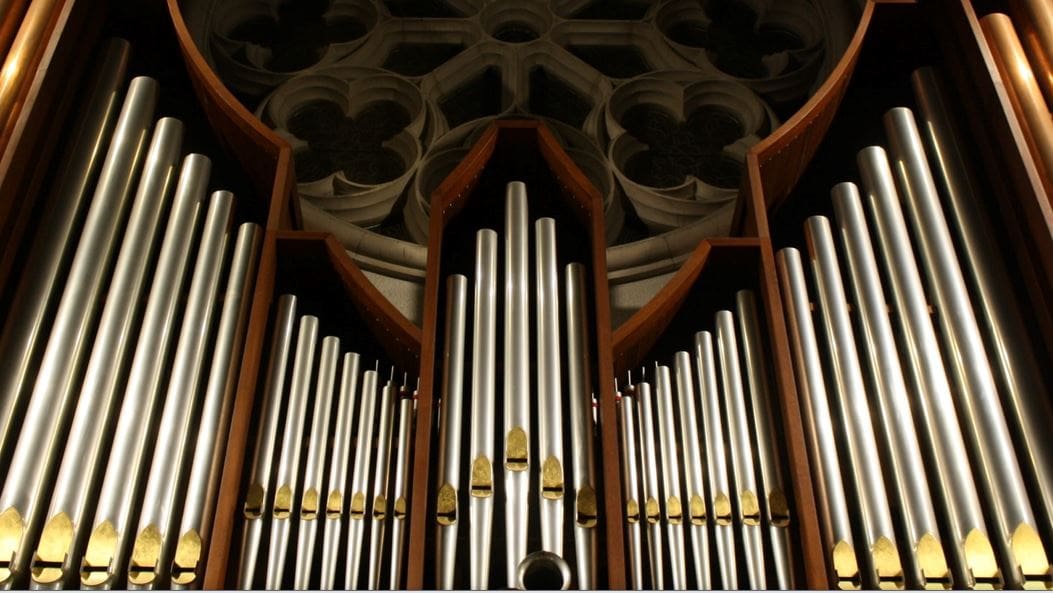 Featured image for “She turned her back on organ music, only to become concert soloist”