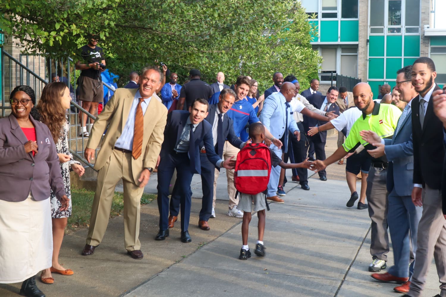 Featured image for “Students treated like celebs at EastSide’s first day ”