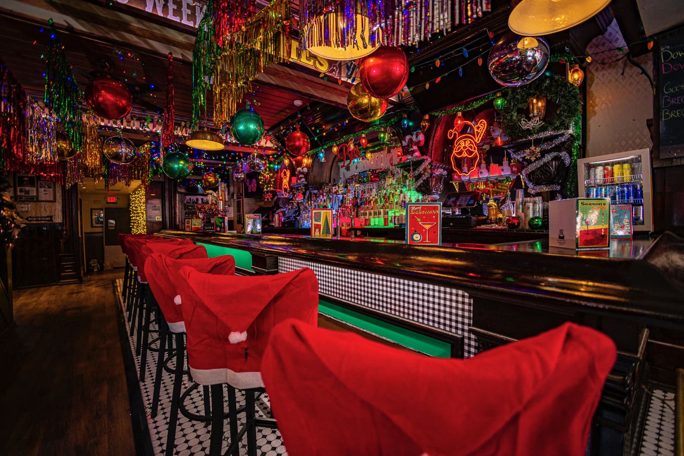 Featured image for “Take a look at these 10 Delaware holiday pop-up bars”