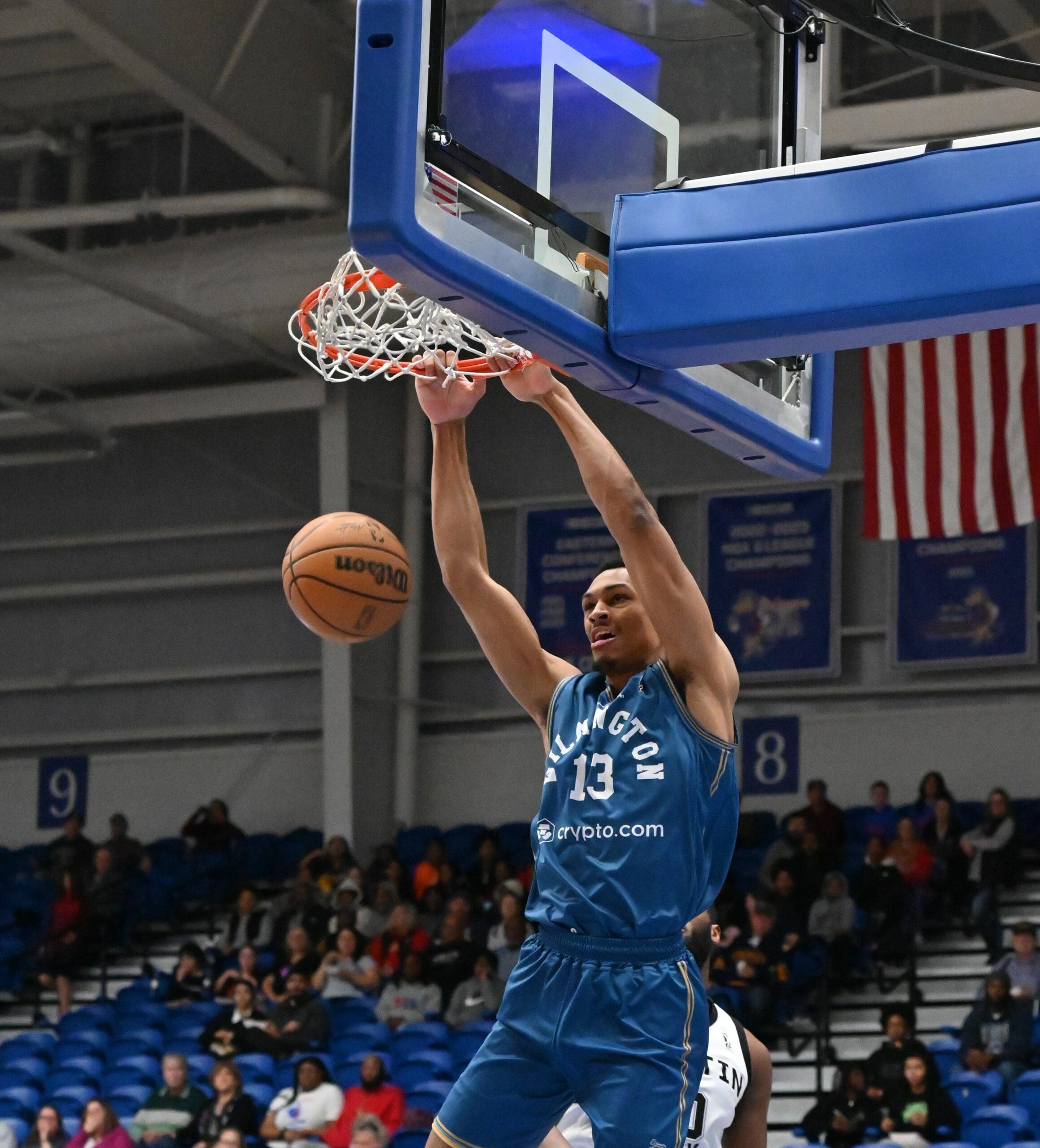 Delaware Blue Coats Darius Bazley dunks the ball against the Austin Spurs photo courtesy of Ben Fulton scaled