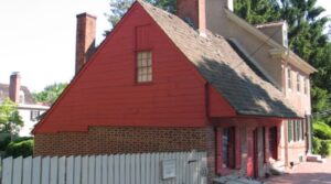 New Castle named one of America’s most charming small towns by HGTV 3 The Dutch House is mentioned in HGTV’s 50 Most Charming Small Towns in America. (Photo from Visitdelaware.com)