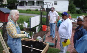 Delaware State University’s Cooperative Extension recently held a hands-on small-space gardening workshop. (Photo courtesy of DSU) 