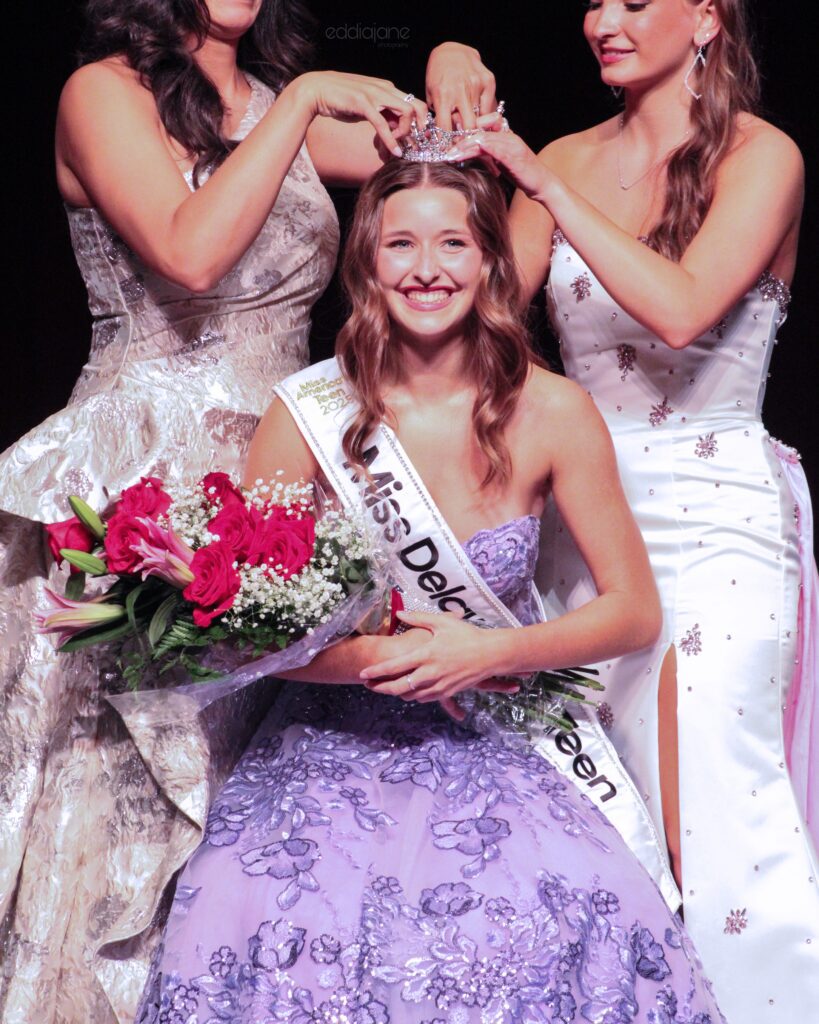 Avery Crowning
