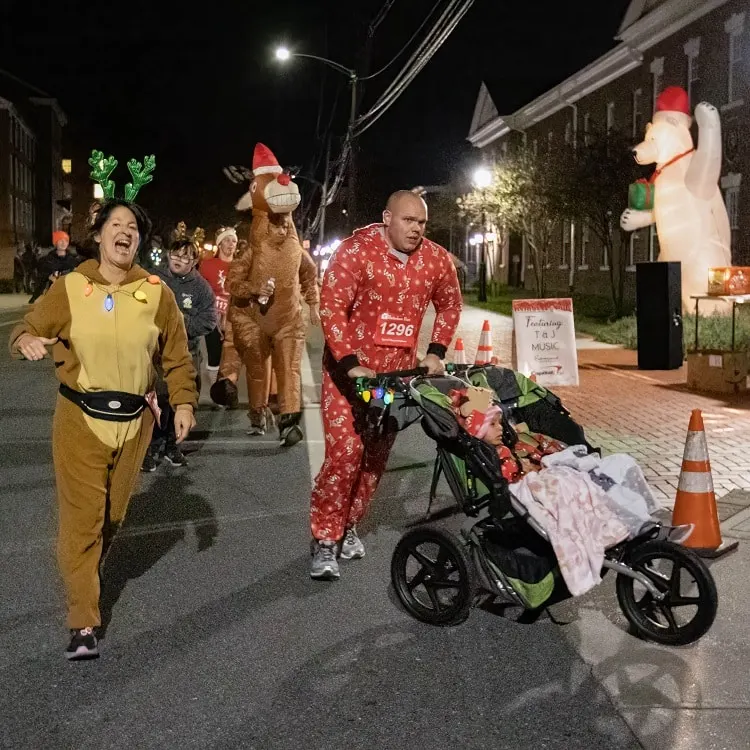 Reindeer Run & Romp Returns Friday, Drawing Crowds as Registration Nears Sellout 3 JC RR AO8I3683 Edit